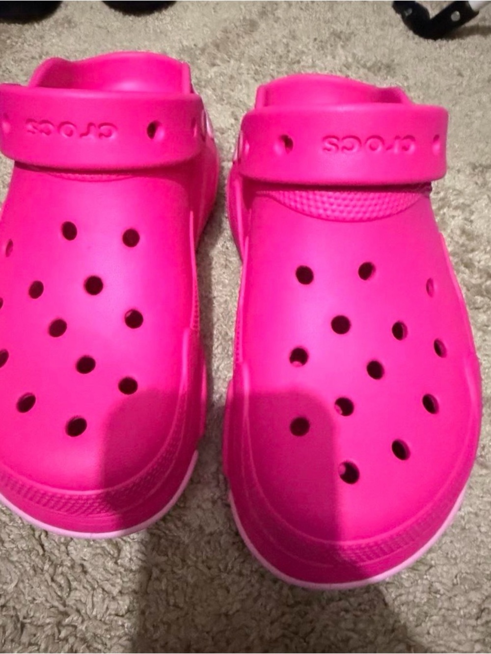 CROCS Kids' Classic Clog in Bright Pink